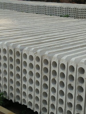 昆明華春建材 專業(yè)隔墻板生產(chǎn)廠家，助力高效建筑